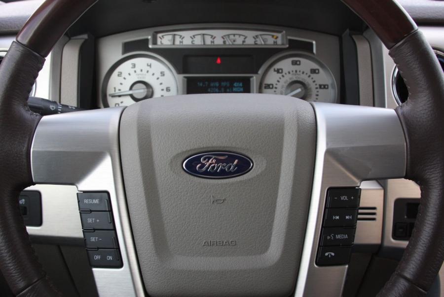  Ford F-150 Platinum 4x4 2009 года  (фото 31 из 48)